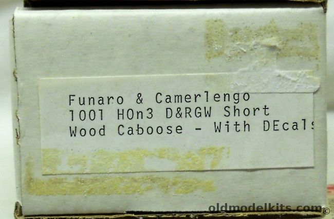 Funaro & Camerlengo 1/87 D&RGW Short Wood Caboose With Decal and Trucks - Resin HO Craftsman Kit, 1001 plastic model kit